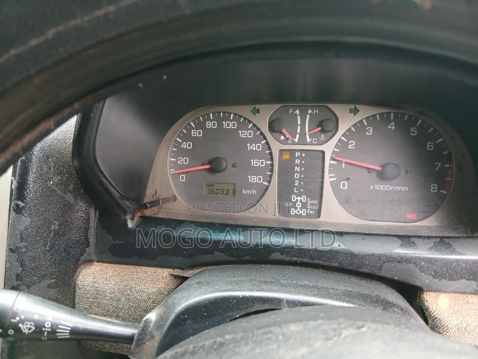 Mitsubishi Pajero 2000 Silver