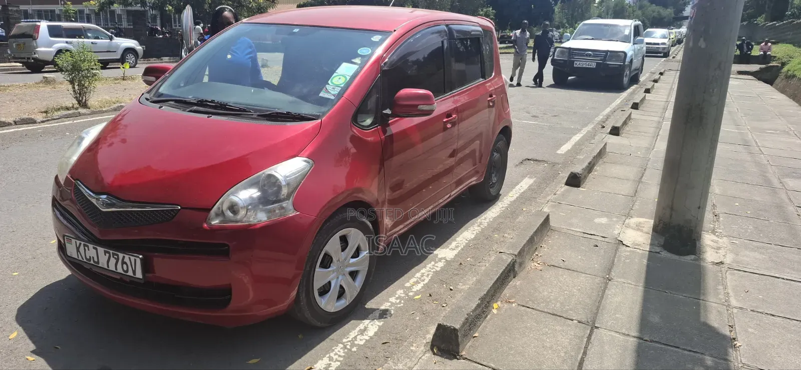 Toyota Ractis 2009 Red