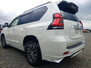 Toyota Land Cruiser Prado 2.8 2018 White