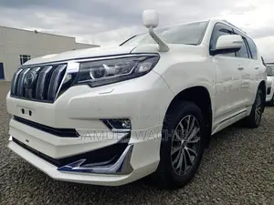 Toyota Land Cruiser Prado 2.8 2018 White