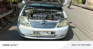 Toyota Corolla 2004 White