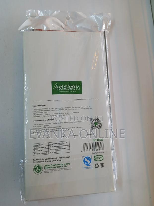Greaseproof Papers - (300x300mm) Pack of 100 - thumbnail 4
