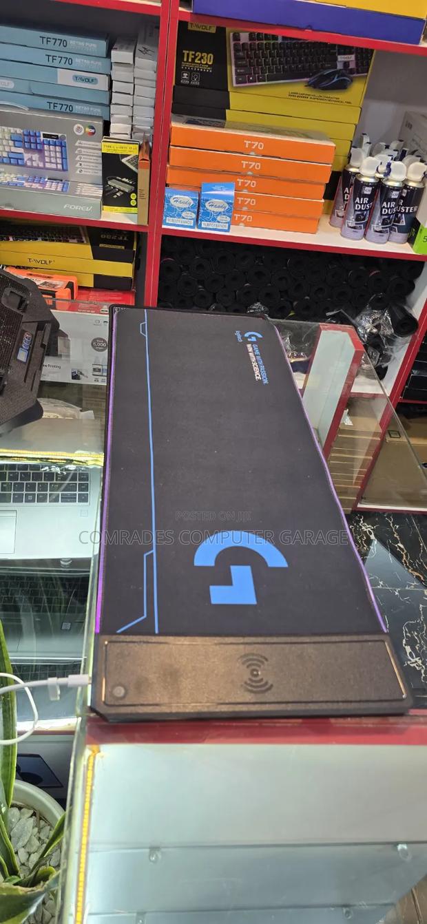 Mousepad With RGB Lighting and Support Wireless Charging - thumbnail 3
