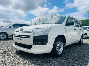 Toyota Probox 1.5 Hybrid DX 2019 White