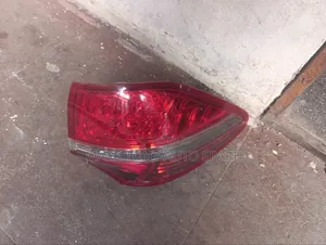 Toyota Crown Royal Saloon Backlight 2008