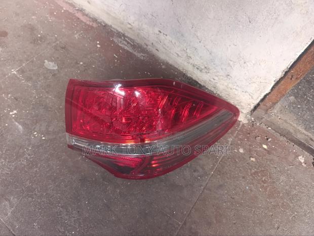 Toyota Crown Royal Saloon Backlight 2008