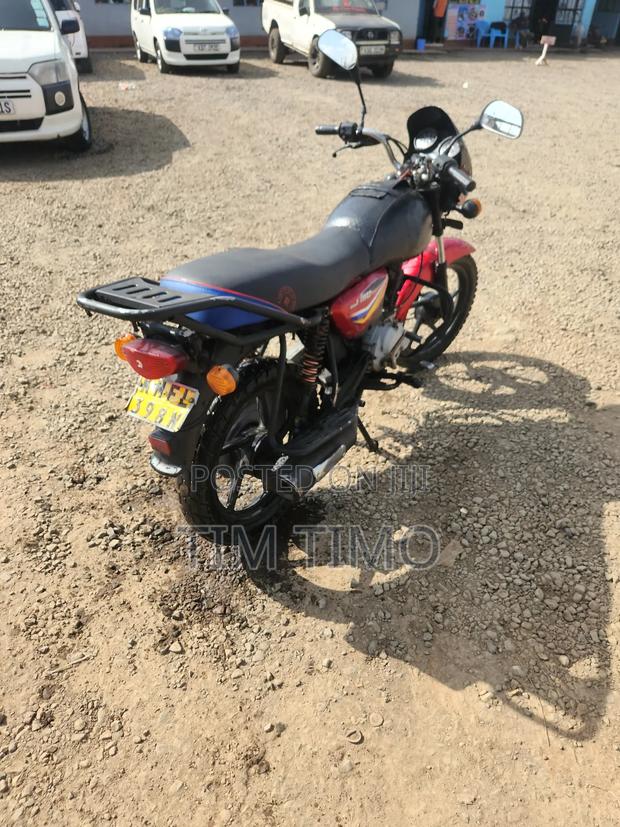 Bajaj Boxer 150 UG 2024 Red - thumbnail 2