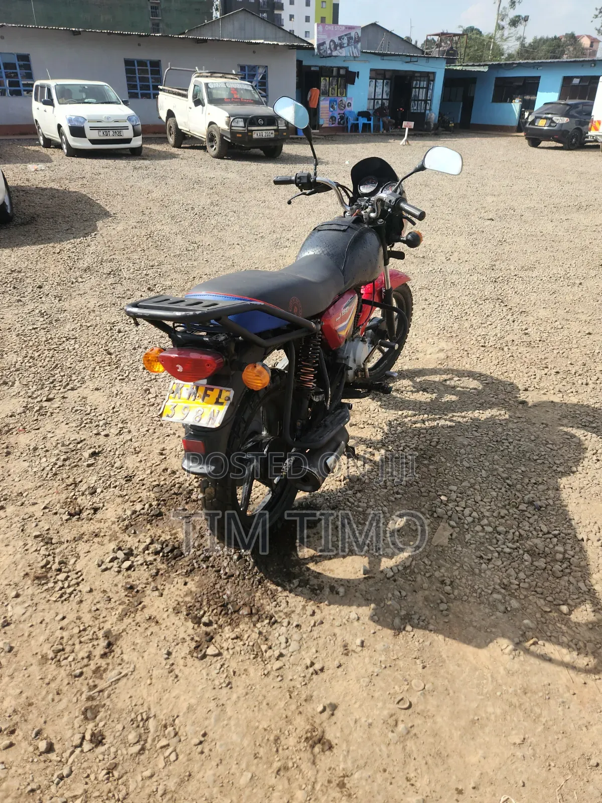 Bajaj Boxer 150 UG 2024 Red