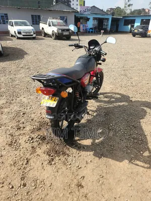 Bajaj Boxer 150 UG 2024 Red