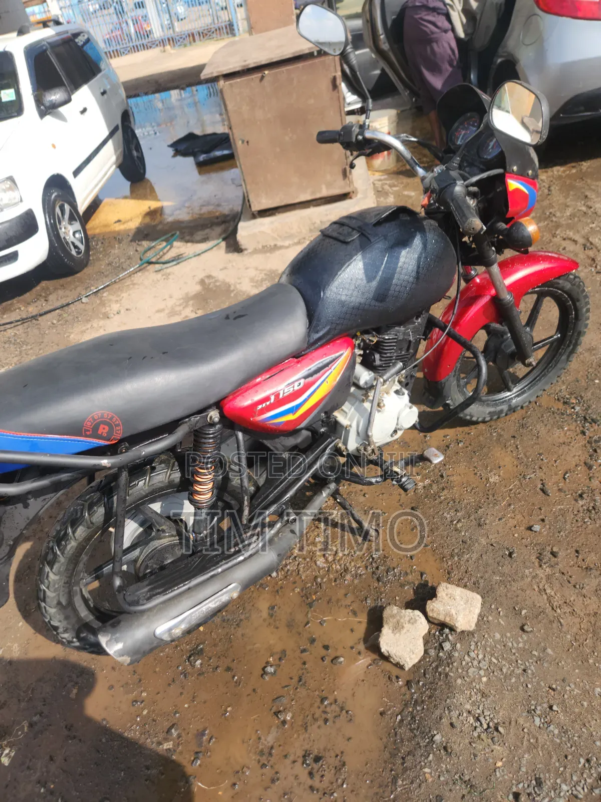 Bajaj Boxer 150 UG 2024 Red