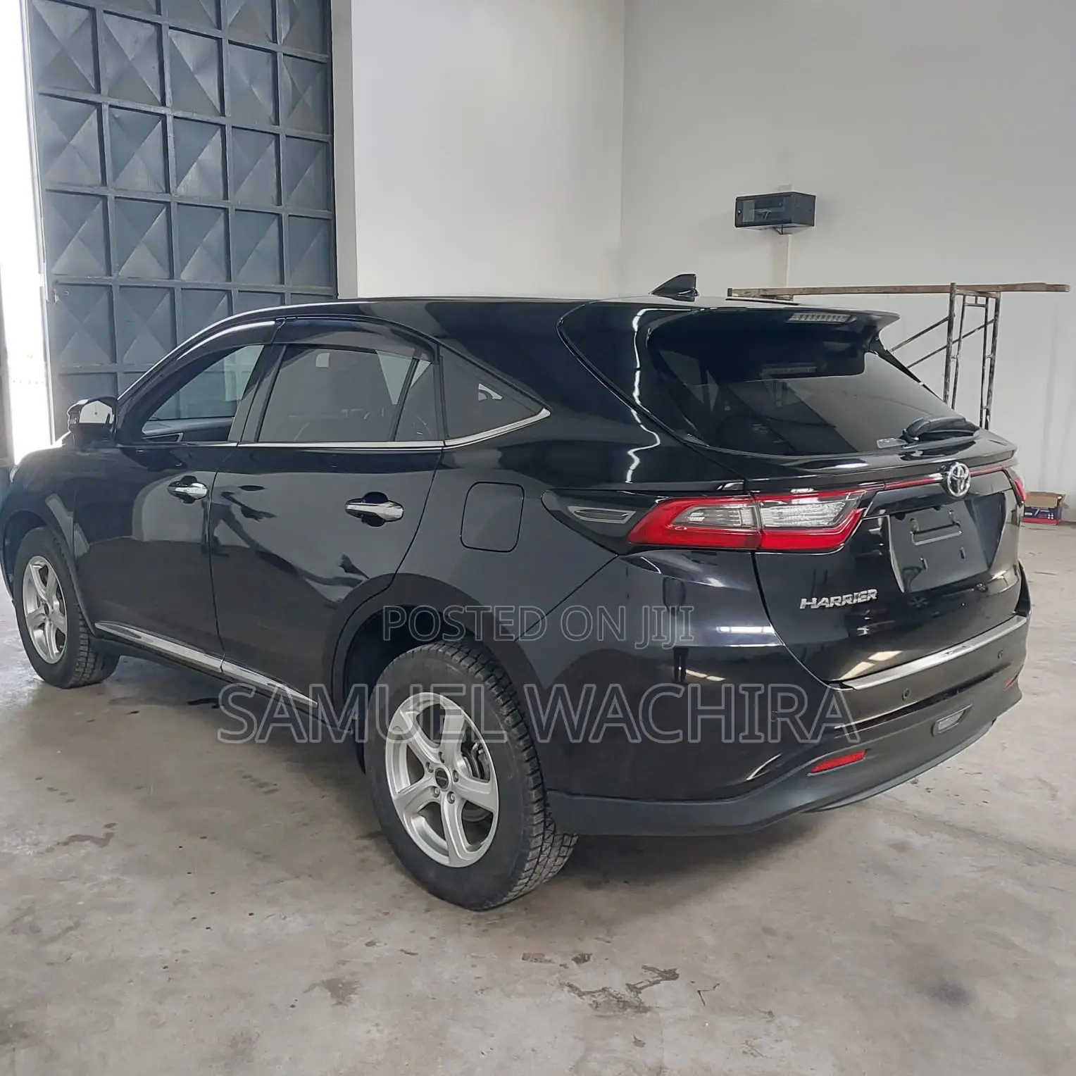 Toyota Harrier 2.0 Turbo 4WD 2019 Black