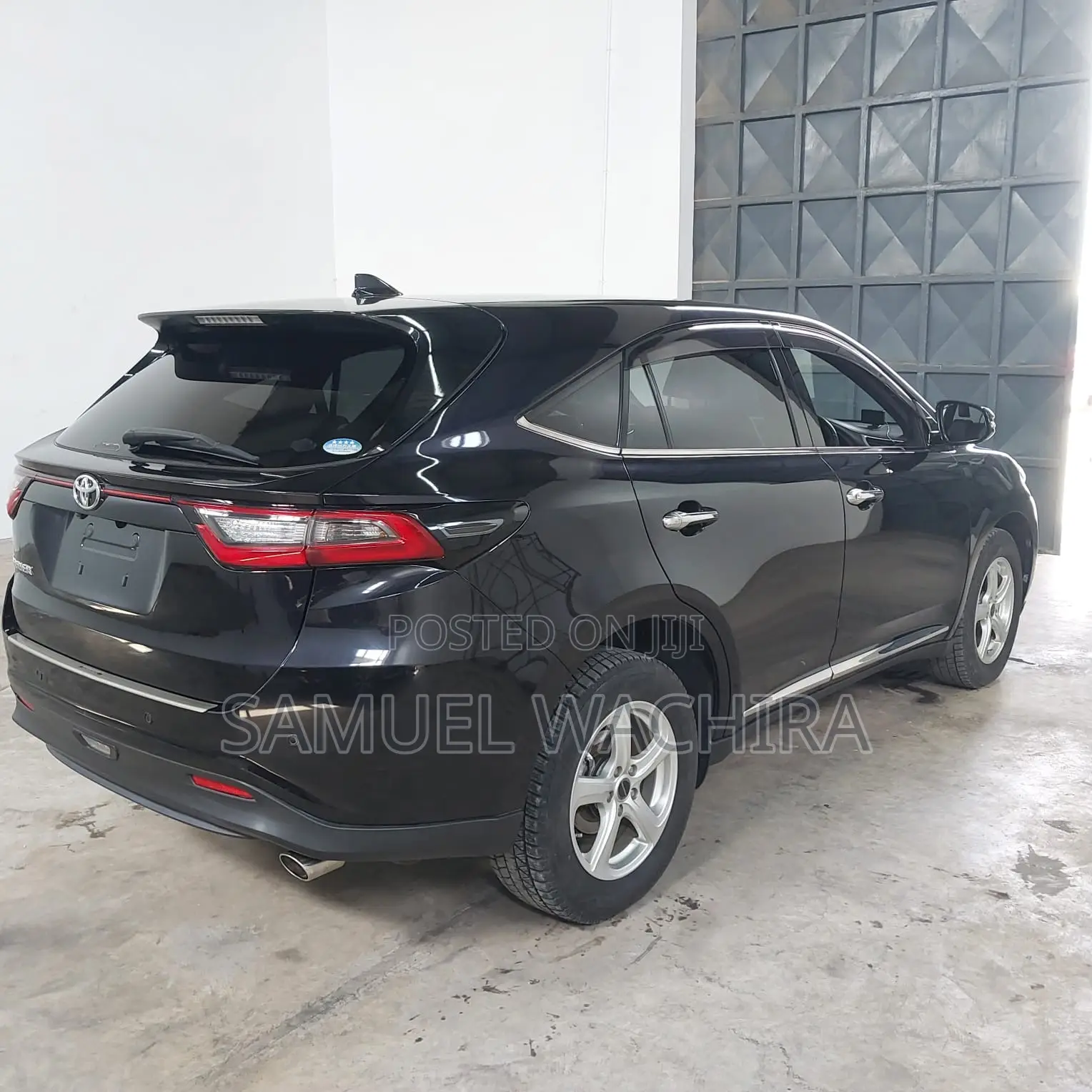 Toyota Harrier 2.0 Turbo 4WD 2019 Black