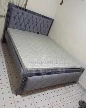 Gray With Black Stripes Bed 4by6