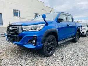 Toyota Hilux Revo Double Cab Deisel 2.8 RWD 2019 Blue