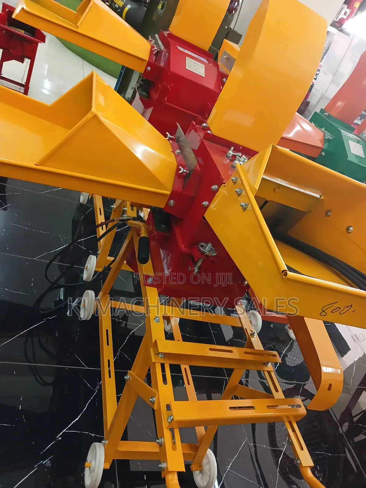 Heavy-Duty Feed Chopper