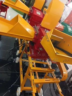 Heavy-Duty Feed Chopper