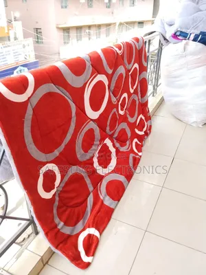 Woolen Duvet 5x6 Soft Touch Warm Blanket