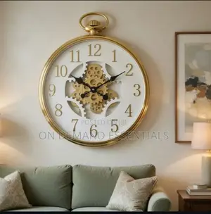 Modern and Distinctive Decorative Wall Clock, With Moving Gear