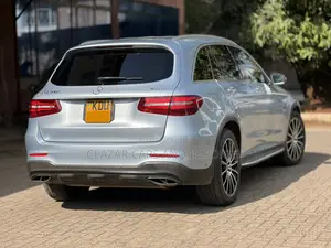 Mercedes-Benz GLC-Class 2017 Blue