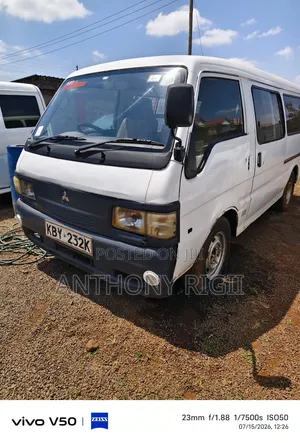 Mitsubishi Delica 2007 White