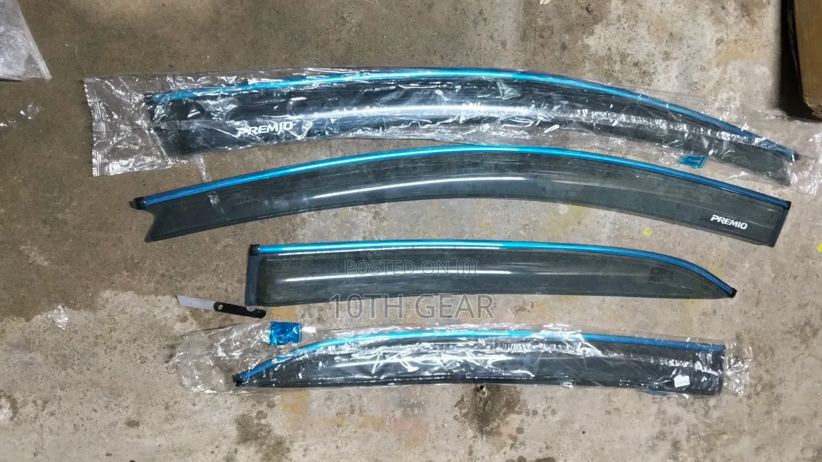 Wind Breaker/Window Visor Toyota Premio 2007-2012