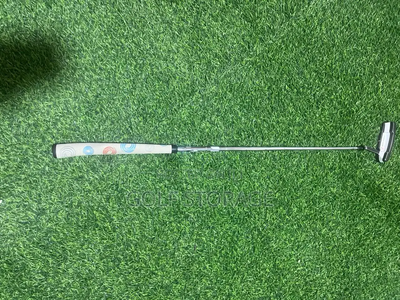 Odyssey Versa 2 Putter in 33 Inch