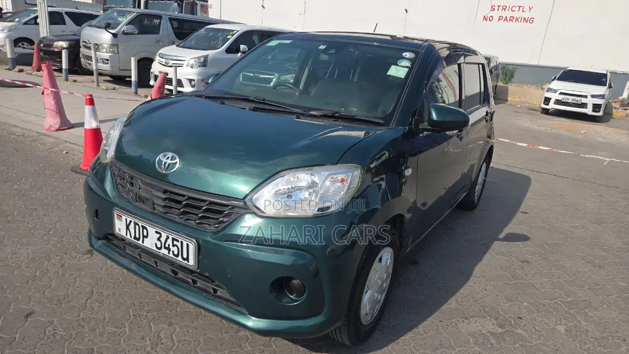 Toyota Passo 2016 Blue