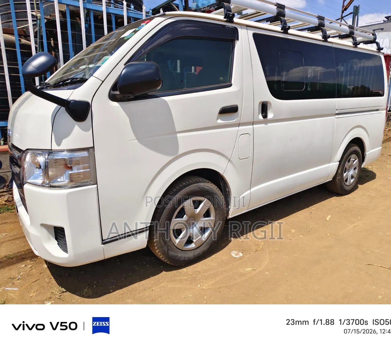 Toyota HiAce 2019 White