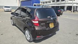Nissan Note 2018 Brown