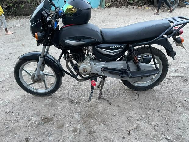 Bajaj Boxer 125 2022 Black