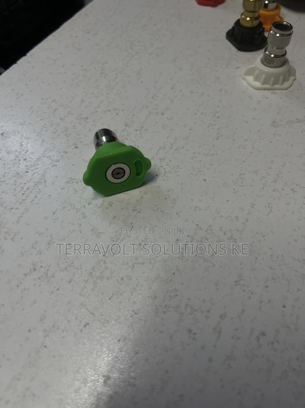 25• Carwash Nozzle - main view