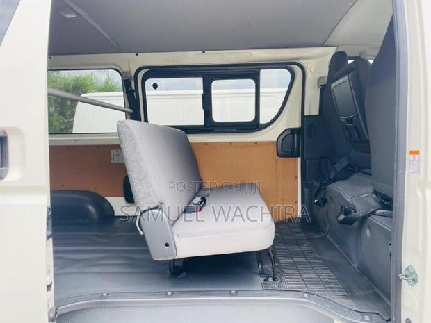 Toyota HiAce 2020 White - thumbnail 6