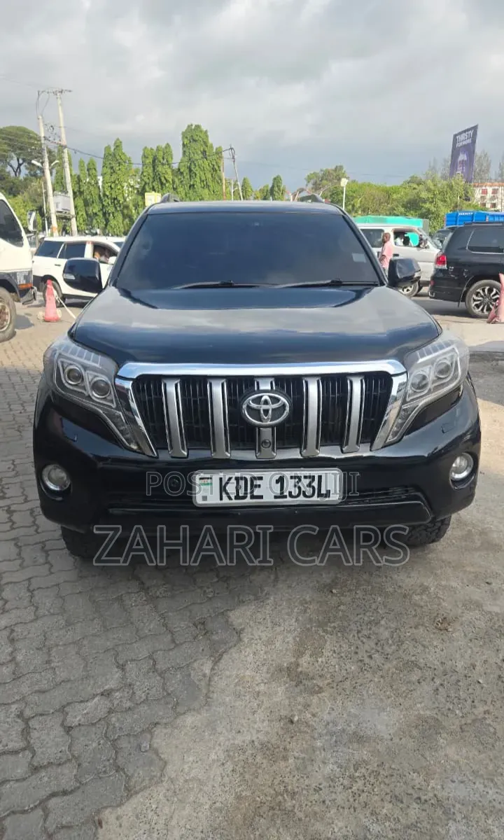 Toyota Land Cruiser Prado 2014 Black