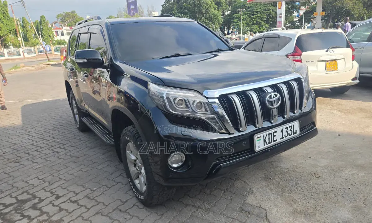 Toyota Land Cruiser Prado 2014 Black