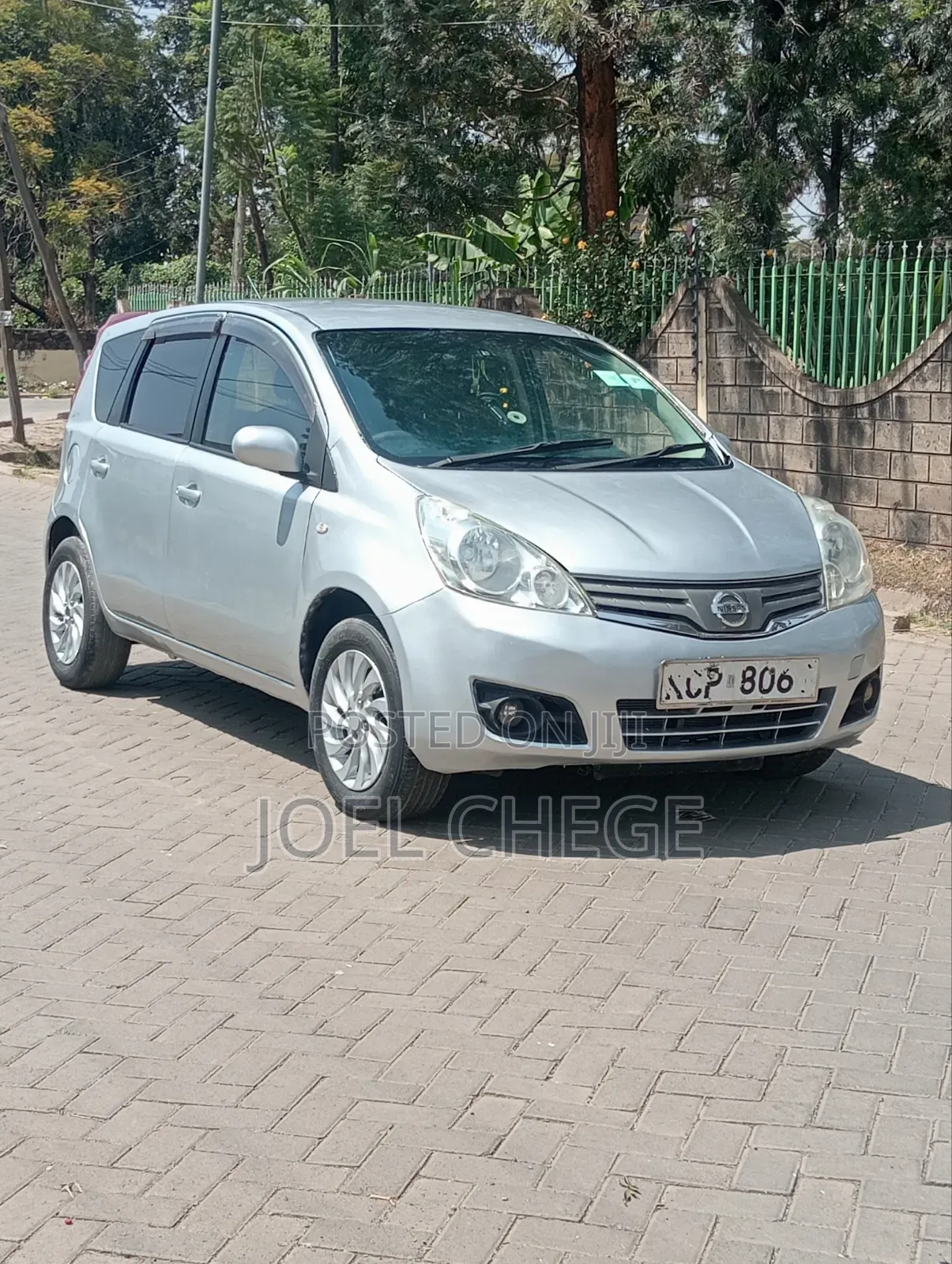 Nissan Note 2010 Silver