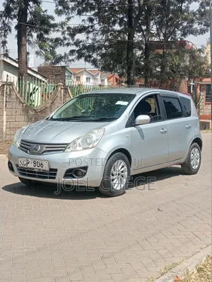 Nissan Note 2010 Silver