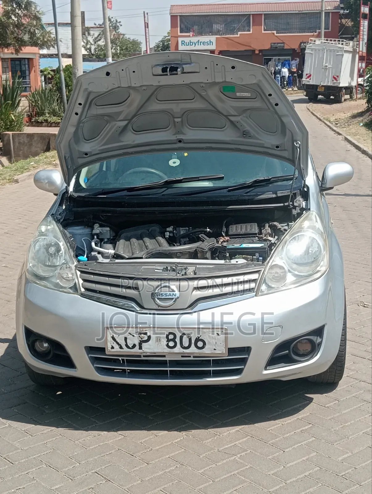 Nissan Note 2010 Silver