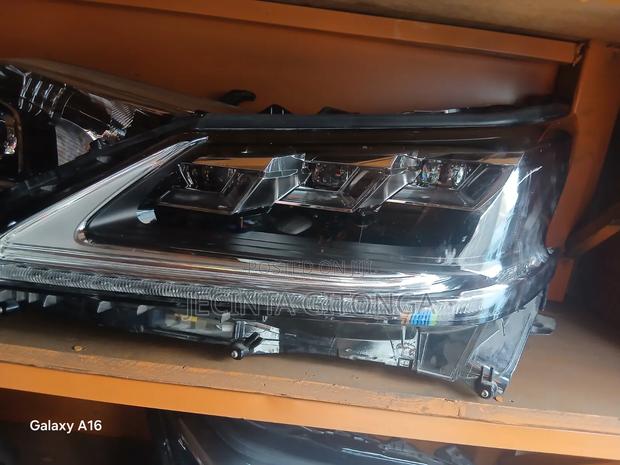 Lexus Lx 570 Headlight - thumbnail 3