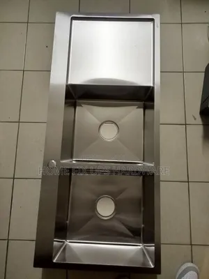 Double Bowl Kitchen Sink With a Drain