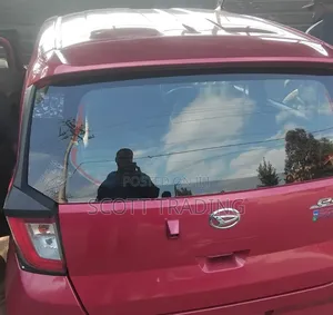 Diahatsu Mira Rear Windscreen