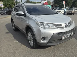 Toyota RAV4 2015 Silver
