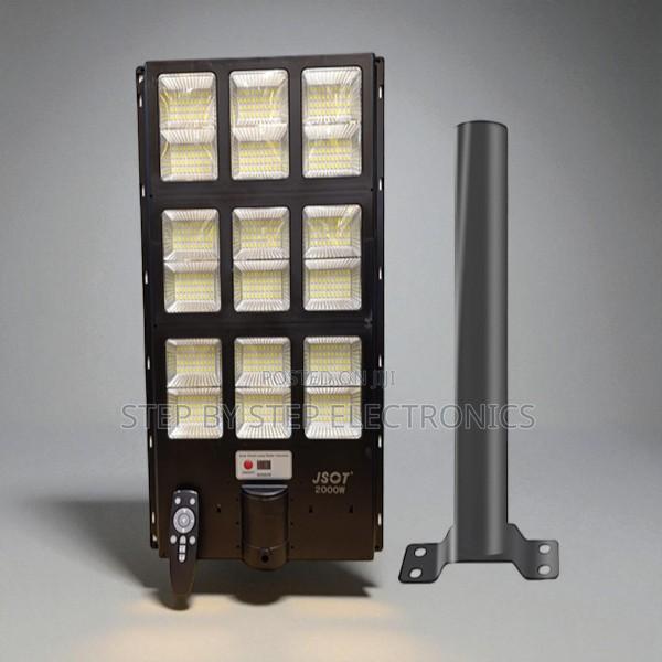 2000w Outdoor Solar Light With High Brightness, Durable Construction