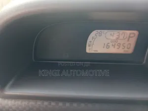 Toyota Spade 2014 Silver
