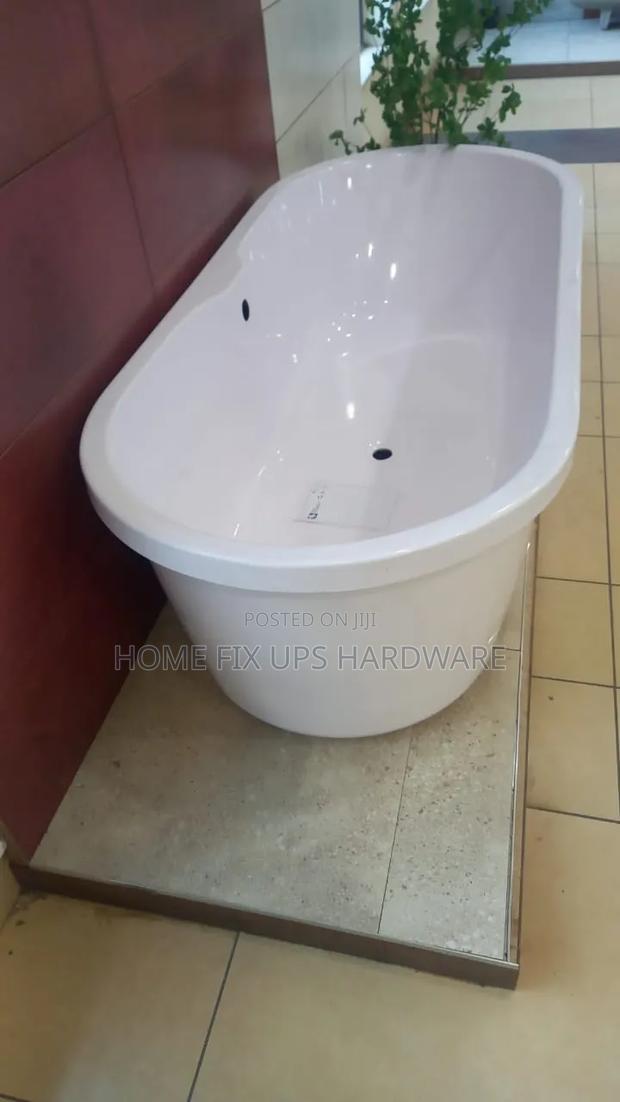 Freestanding Bathtub - main view
