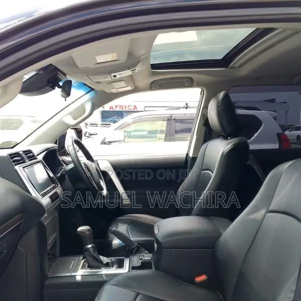 Toyota Land Cruiser Prado 2017 Black