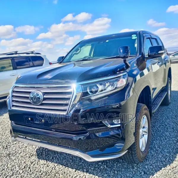 Toyota Land Cruiser Prado 2017 Black