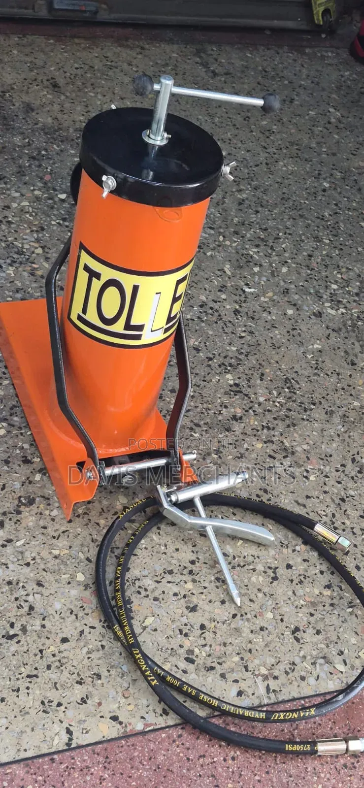 Toller Pedal Grease Bucket – 8L | Heavy-Duty Foot Operated Grease Pump