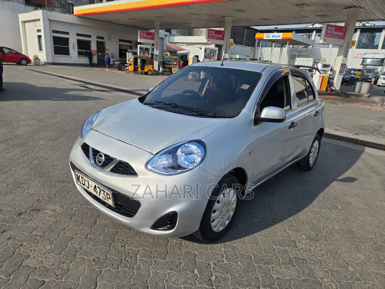 Nissan March 2015 Silver