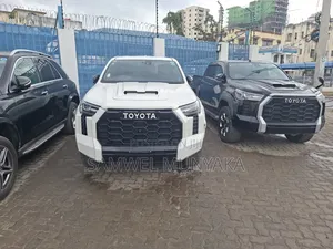 Toyota Hilux 2022 Pearl