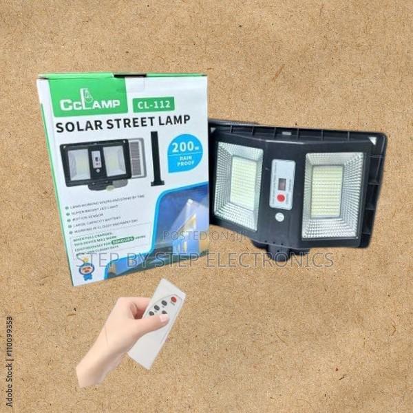Remote Controlled Cclamp 200watts Led Solar Street Light - thumbnail 2
